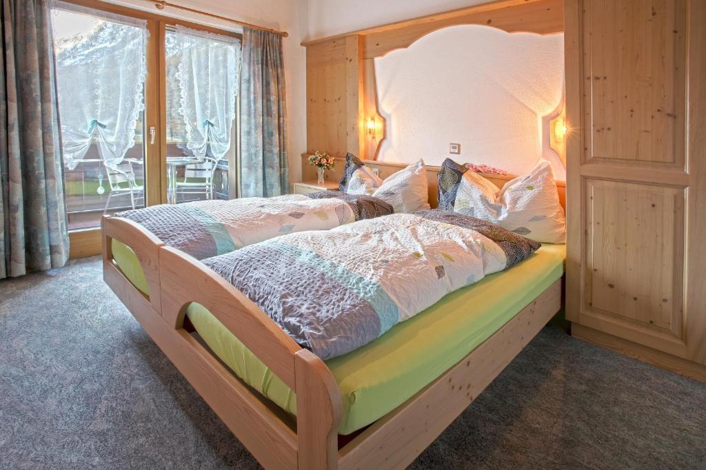 Appartement Flora Saas-Almagell Zimmer foto