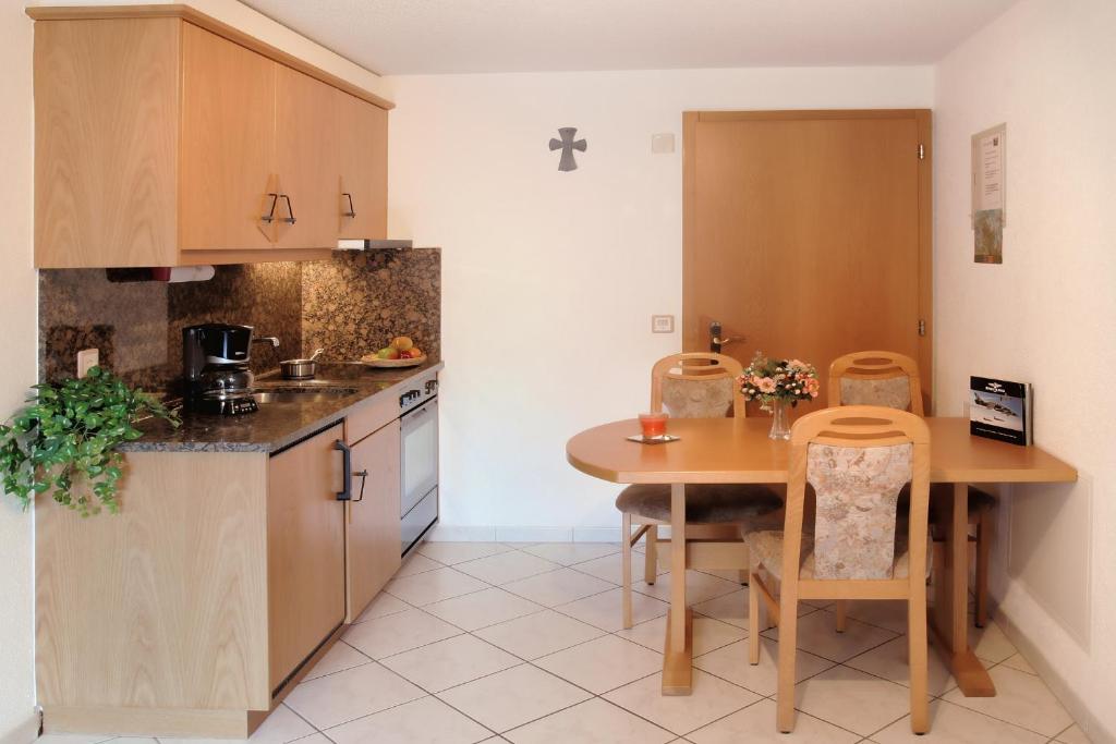 Appartement Flora Saas-Almagell Zimmer foto
